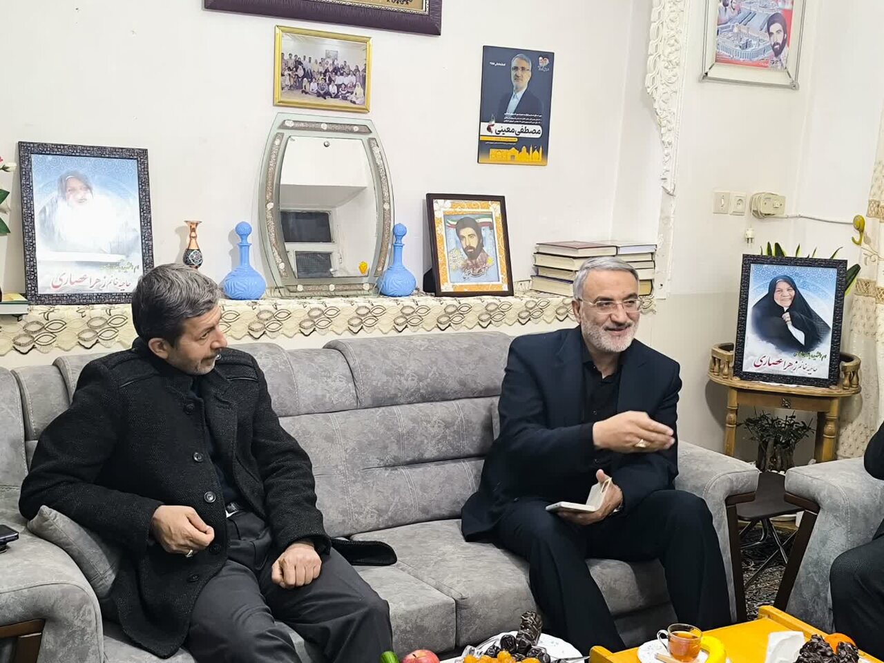 دیدار استاندار اصفهان با خانواده شهید احمد معینی در آران و بیدگل  