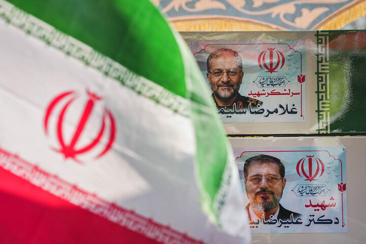 تشییع شهیدان لاریجانی، سلیمانی و شهدای ناو دنا در تهران