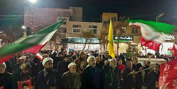 حضور حاجیدلیگانی در میان اجتماعات مردمی شاهینشهر و گز