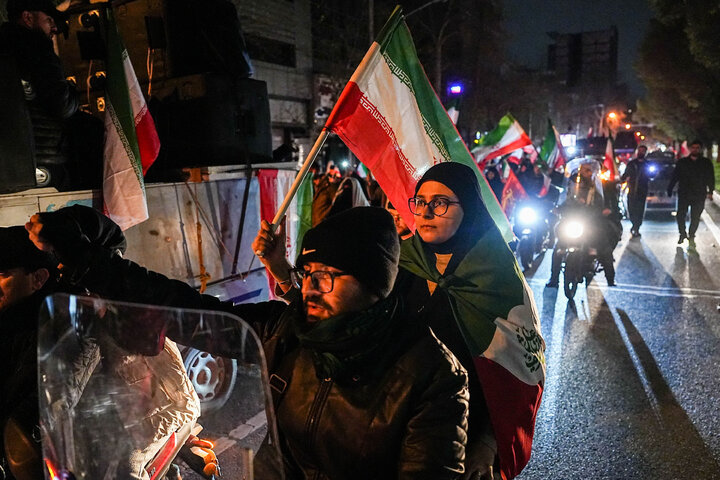 کاروان موتوری و خودرویی در خونخواهی امام شهید امت و بیعت با رهبر معظم انقلاب - تهران
