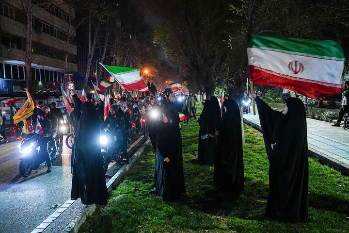 کاروان موتوری و خودرویی در خونخواهی امام شهید امت و بیعت با رهبر معظم انقلاب - تهران