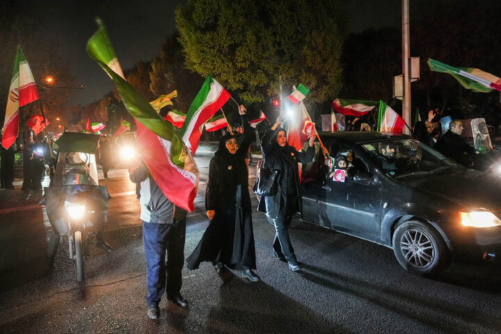 کاروان موتوری و خودرویی در خونخواهی امام شهید امت و بیعت با رهبر معظم انقلاب - تهران