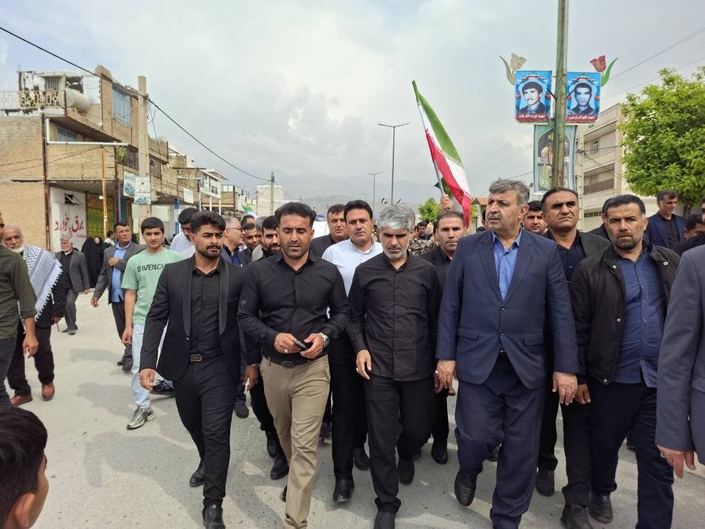 ملت ایران مسیر استقلالطلبی خود را ادامه خواهد داد/ دشمن از وحدت ملی و قدرت دفاعی ایران هراس دارد
