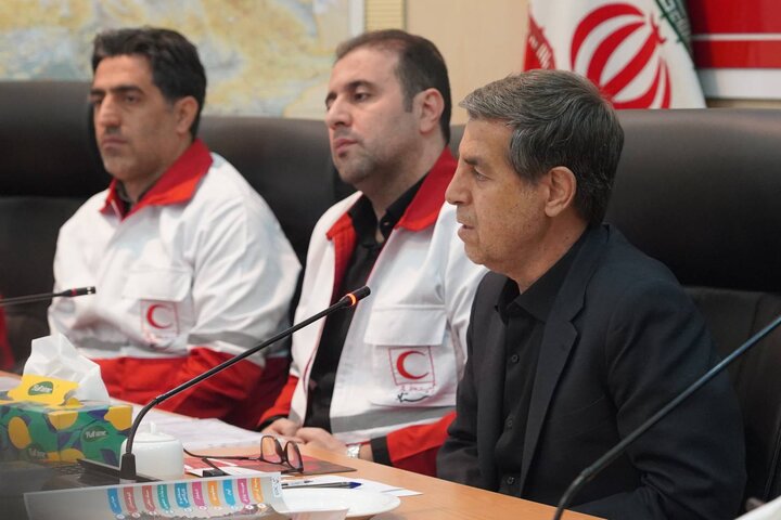 امدادگران شهدای زنده هستند