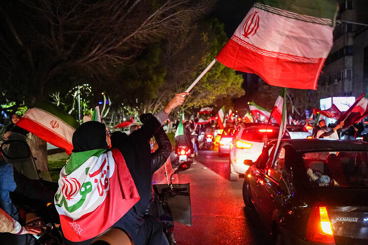 حضور مردم، معادلات میدان نبرد را به سود ایران تغییر داد