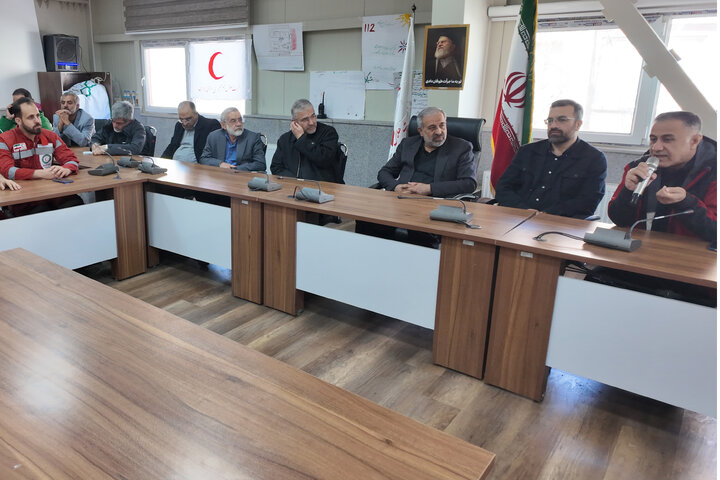 بازدید اعضای مجمع نمایندگان استان تهران از نقاط آسیب‌دیده تهران