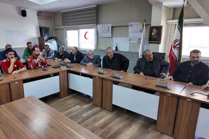 بازدید اعضای مجمع نمایندگان استان تهران از نقاط آسیب‌دیده تهران