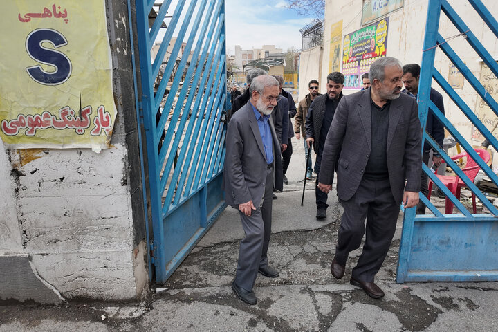 بازدید اعضای مجمع نمایندگان استان تهران از نقاط آسیب‌دیده تهران