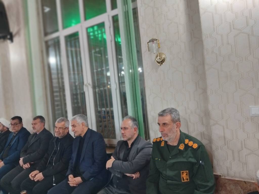 حضور مردم در راهپیمایی شبانه، معادلات دشمن را برهم زد/ اقتدار دفاعی ایران، دشمنان را ناکام گذاشته است