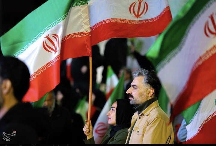 حضور مردم در خیابان‌ها یکی از ۲ مؤلفه اصلی قدرت ایران در جنگ حاضر است