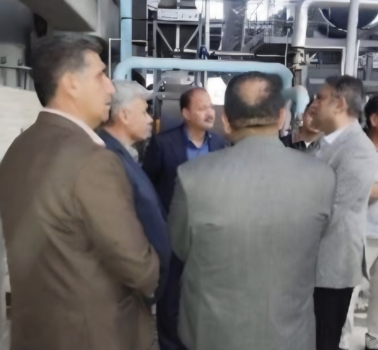 بازدید محمدی از واحدهای تولیدی و روند تامین نیازهای مردم فسا