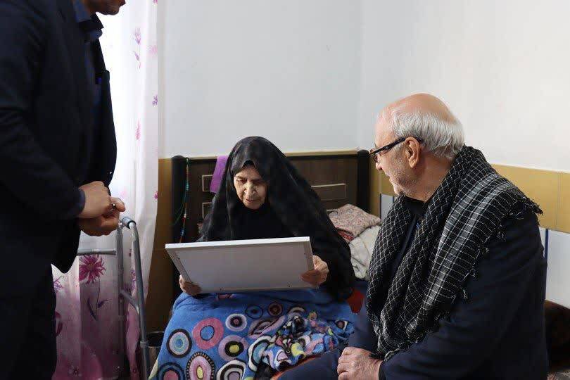 دیدار حاجی دلیگانی با خانواده معزز شهدا