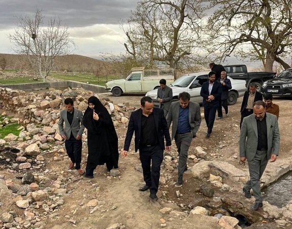 مرمت قنوات زرند و کوهبنان با پیگیری های همتی
