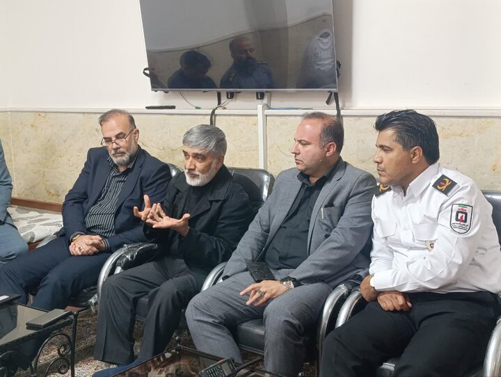 دیدار دوستعلی با پرسنل زحمتکش آتش نشانی شهرداری کرمان