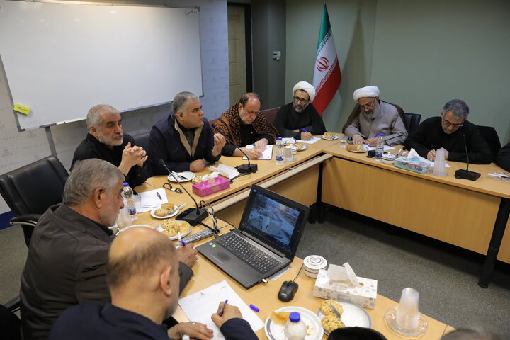 جلسه اعضای هیأت رئیسه مجلس و رؤسای کمیسیون‌های مجلس با وزیر نفت درباره مسائل حوزه صنعت نفت، گاز و پتروشیمی در شرایط جنگی