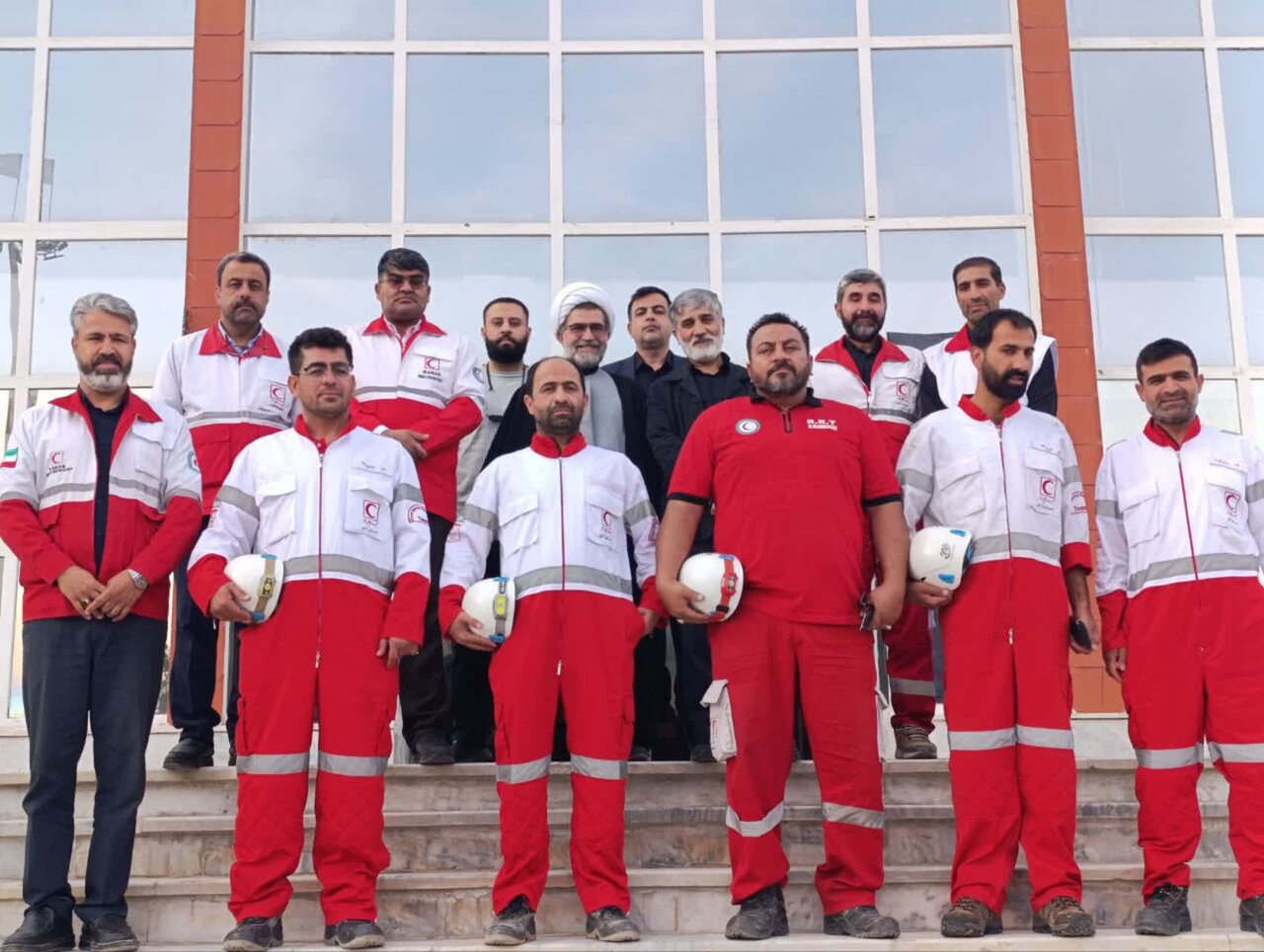 حضور نماینده کرمان در بین پرسنل جمعیت هلال احمر استان کرمان