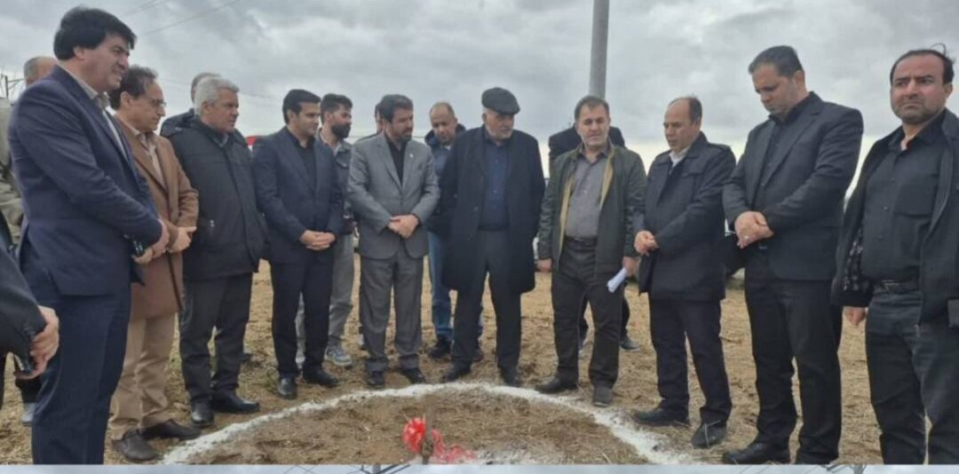 مصطفوی از افتتاح گلخانه هوشمند سبزی و صیفی در رزن خبر داد/ توسعه گلخانه‌ها و حمایت از کشاورزان در اولویت برنامه‌های ماست