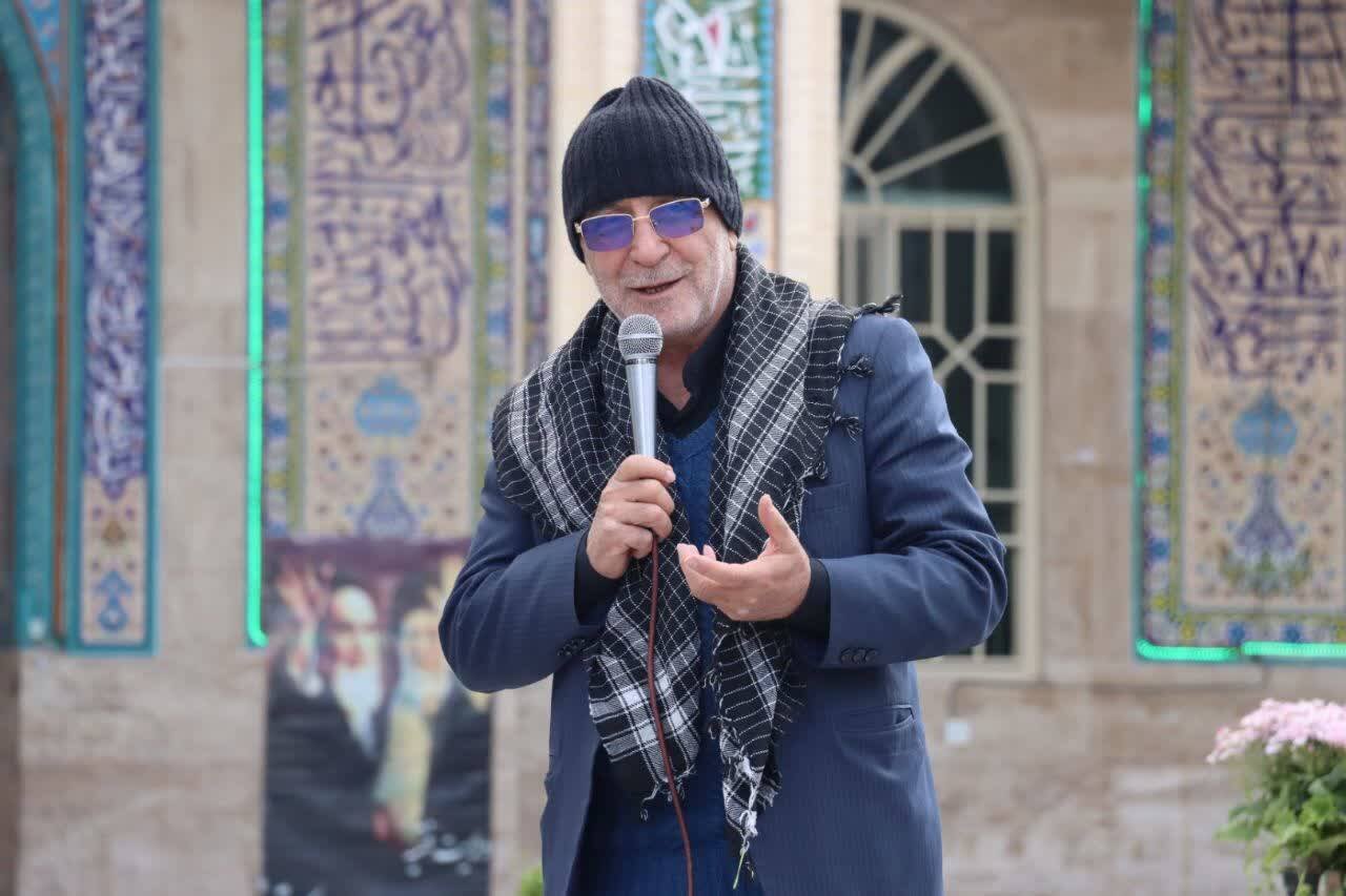 از ادای احترام به مقام شامخ شهدا تا حضور در جمع اهالی و جوانان و تبیین مسائل روز