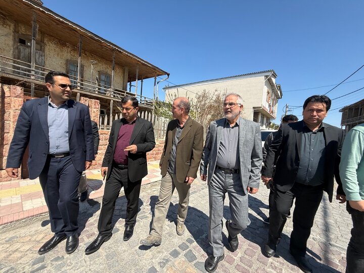پیگیری پروژه‌های زیرساختی غرب گلستان در نشست ایری با مدیران راه و منابع طبیعی استان