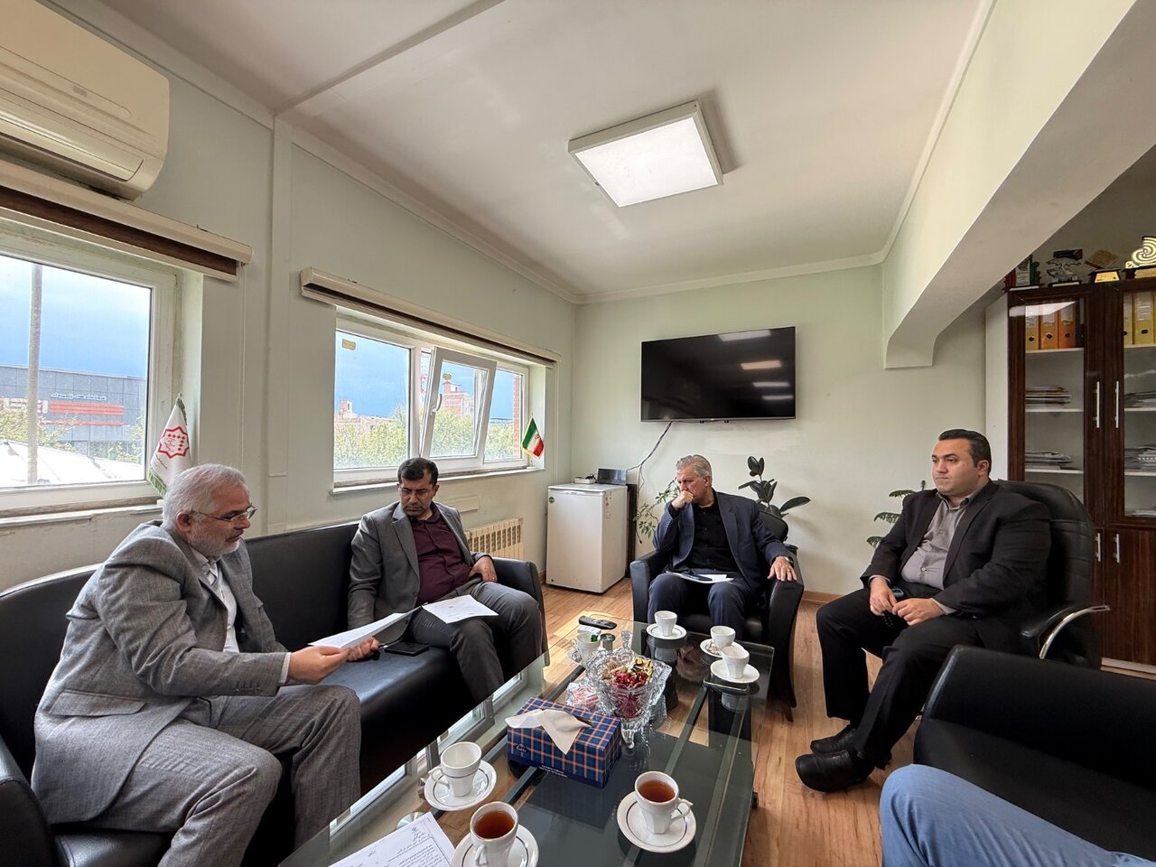 پیگیری پروژه‌های زیرساختی غرب گلستان در نشست ایری با مدیران راه و منابع طبیعی استان