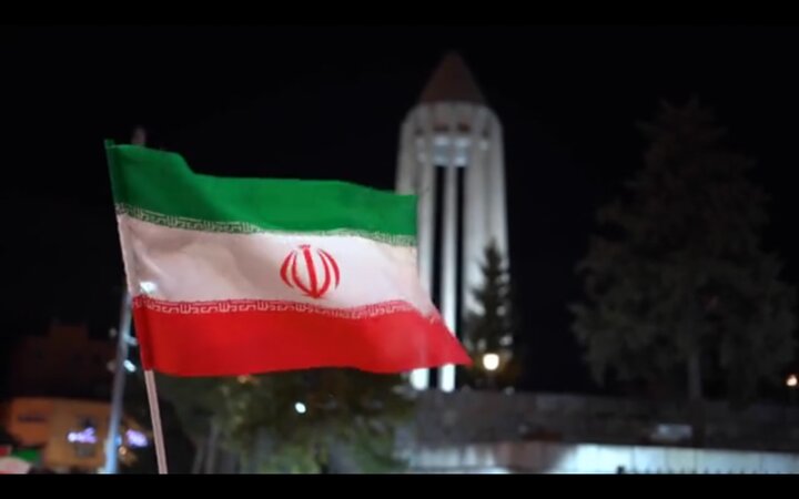 پاینده مانی و جاودان!