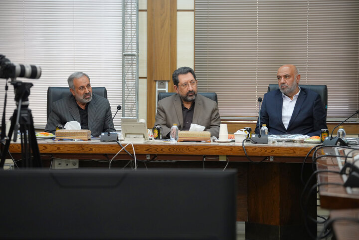 نشست مجمع نمایندگان استان تهران با وزرای صنعت و تعاون