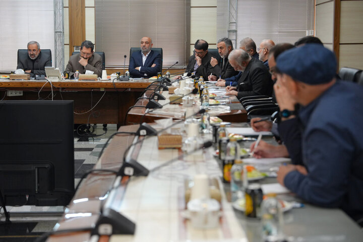 نشست مجمع نمایندگان استان تهران با وزرای صنعت و تعاون