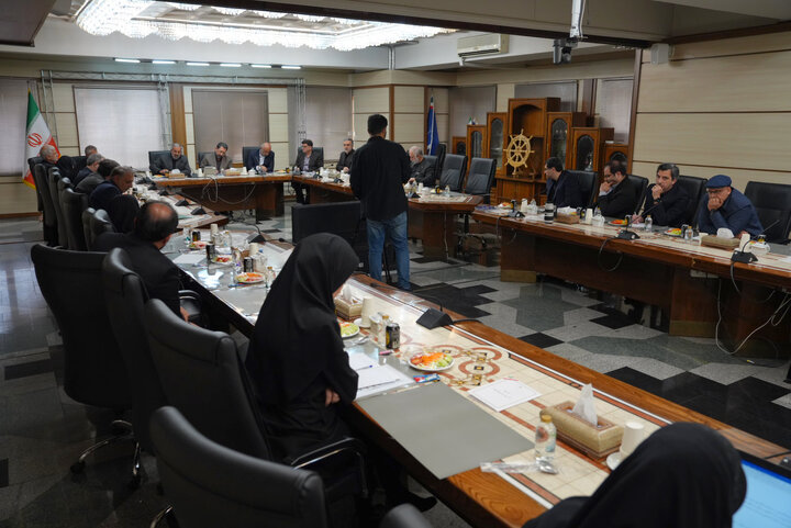 نشست مجمع نمایندگان استان تهران با وزرای صنعت و تعاون