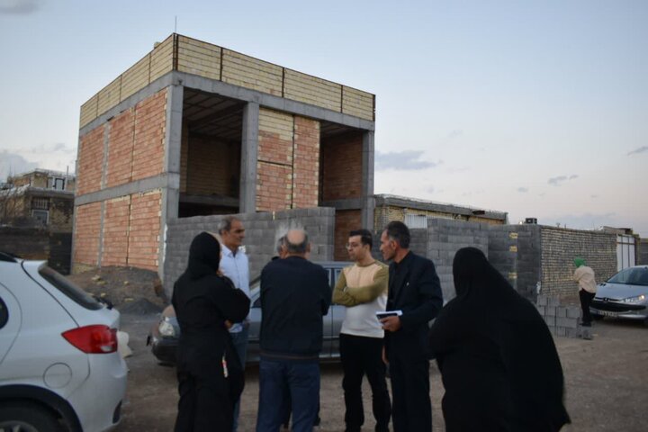 بازدید میدانی بیات از وضعیت طرح هادی در روستای باباکای بخش کمره خمین