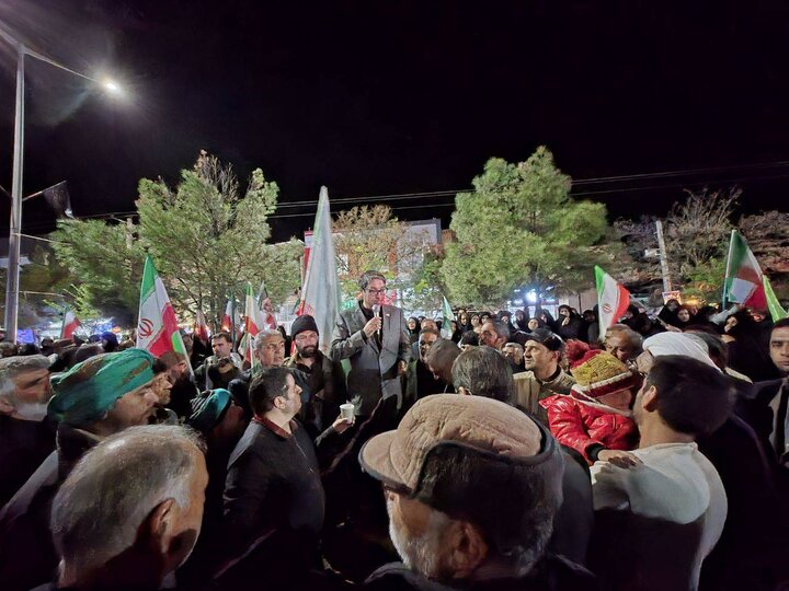 حضور و سخنرانی نماینده نیشابور بزرگ در اجتماع مردم شهر قدمگاه