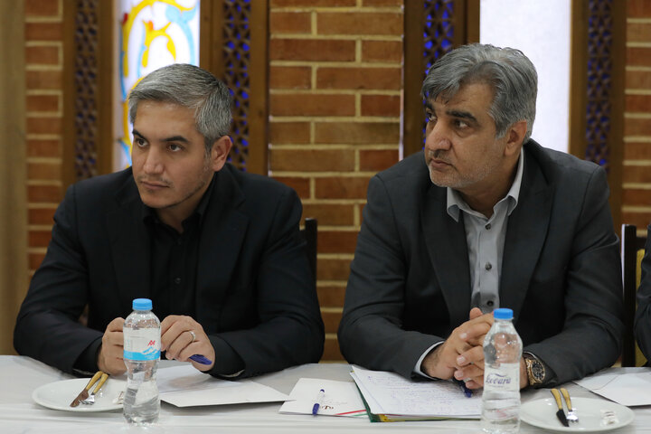 نشست مشترک مجمع نمایندگان تهران با وزیر تعاون، کار و رفاه اجتماعی