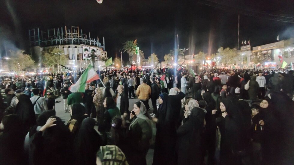 نشست هم اندیشی بررسی وضعیت جاری بخش‌های کشاورزی و صنعت استان گلستان/حضور نماینده مردم در تجمع شبانه