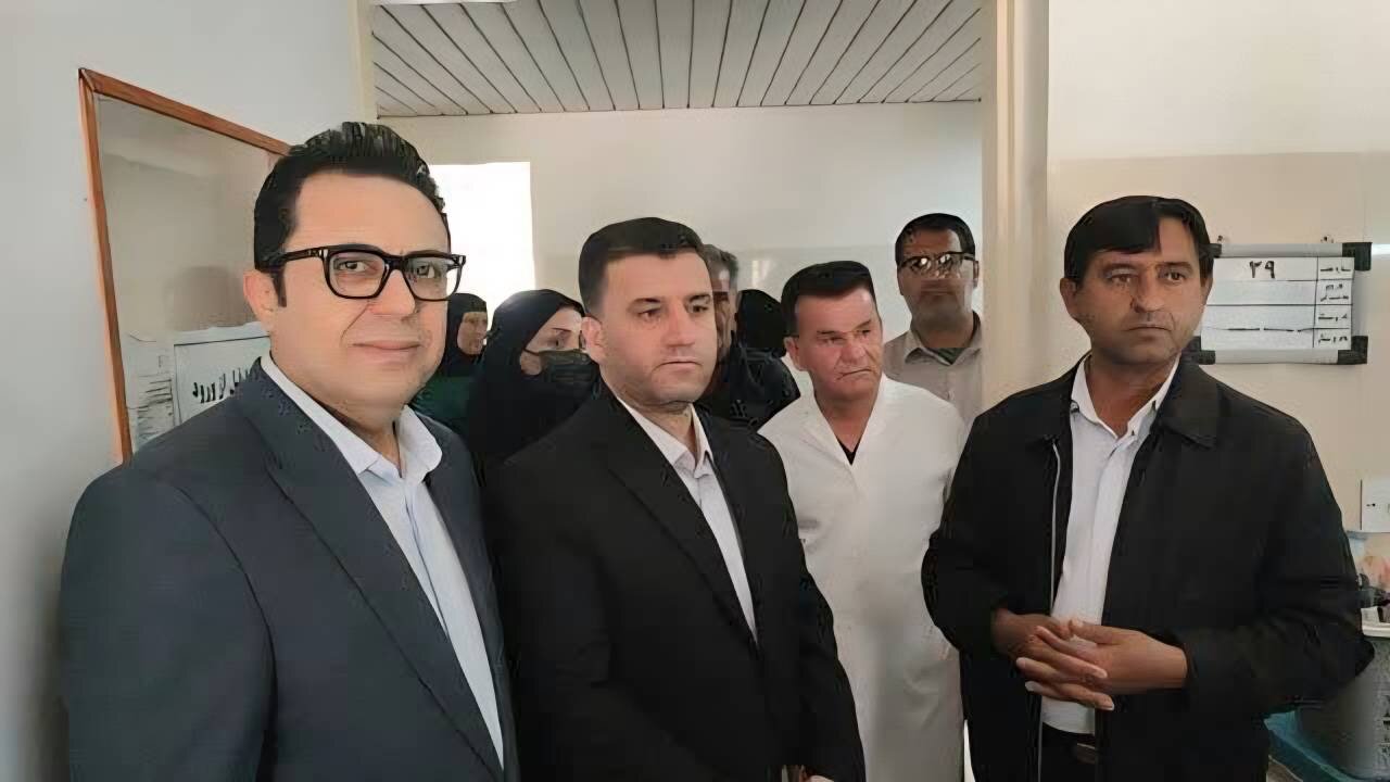 عیادت موحد از مجروحین حادثه کوه سیاه شهر دهدشت/ تاکید بر تسریع روند درمان و قدردانی از کادر پزشکی و درمانی بیمارستان امام خمینی(ره)&nbsp;
