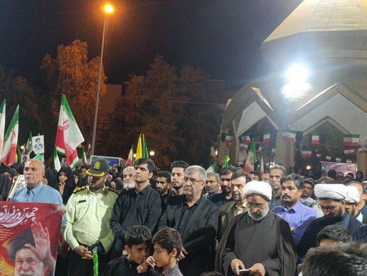 بزرگداشت چهلمین روز شهادت قائد شهید امت در ایرانشهر برگزار شد