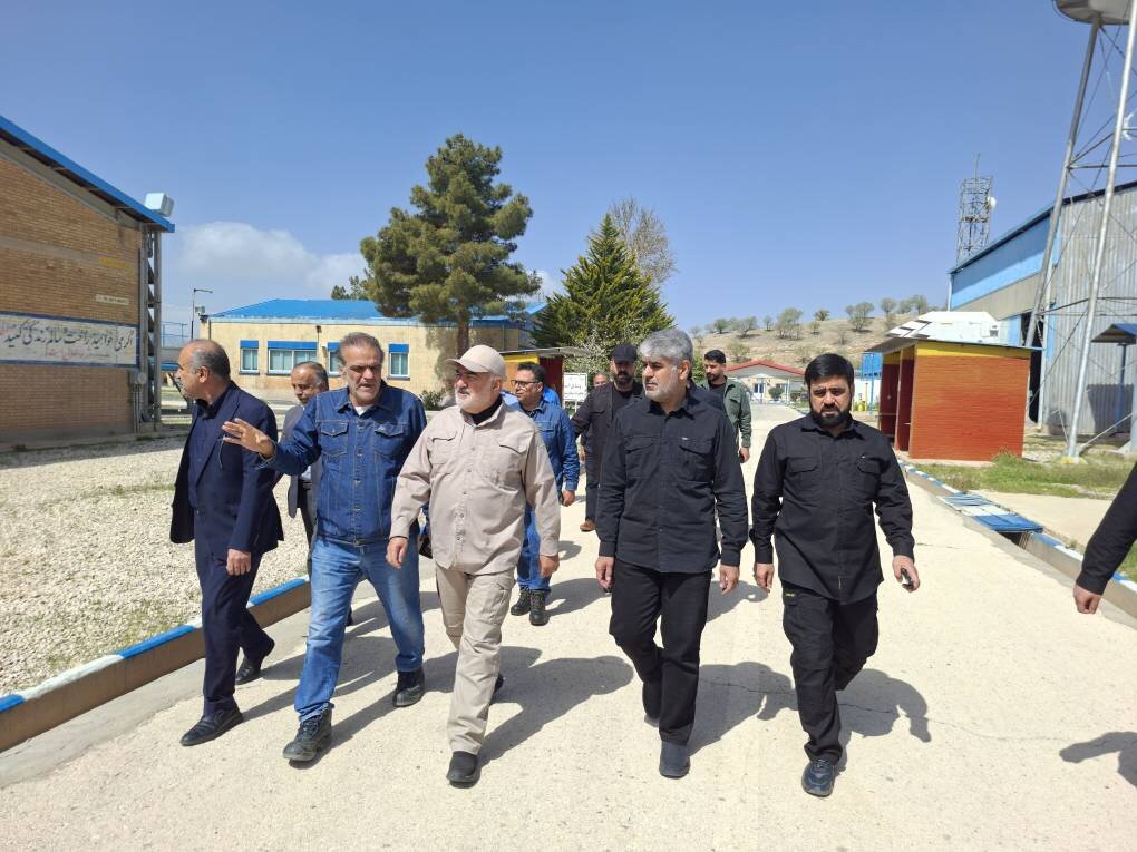 بررسی میدانی وضعیت تلمبهخانه دزپارت و تراز آبی سد کارون ۴ با حضور ابراهیمپور/ توسعه دزپارت با مشارکت نخبگان محلی ممکن است