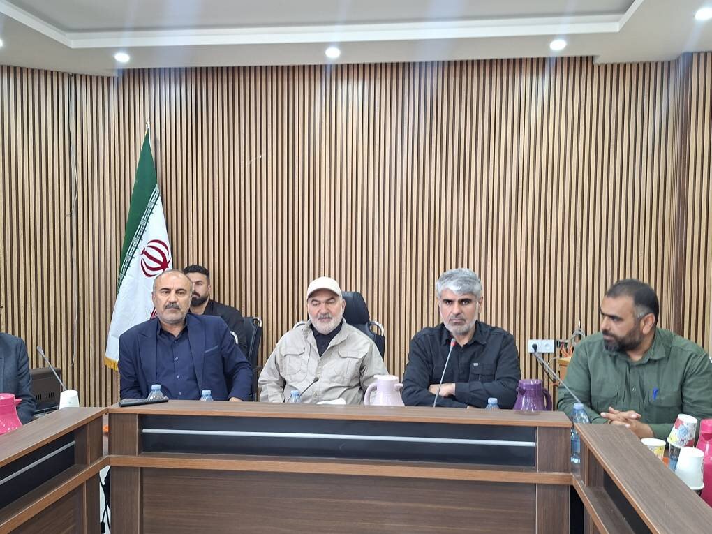بررسی میدانی وضعیت تلمبه‌خانه دزپارت و تراز آبی سد کارون ۴ با حضور ابراهیم‌پور/ توسعه دزپارت با مشارکت نخبگان محلی ممکن است