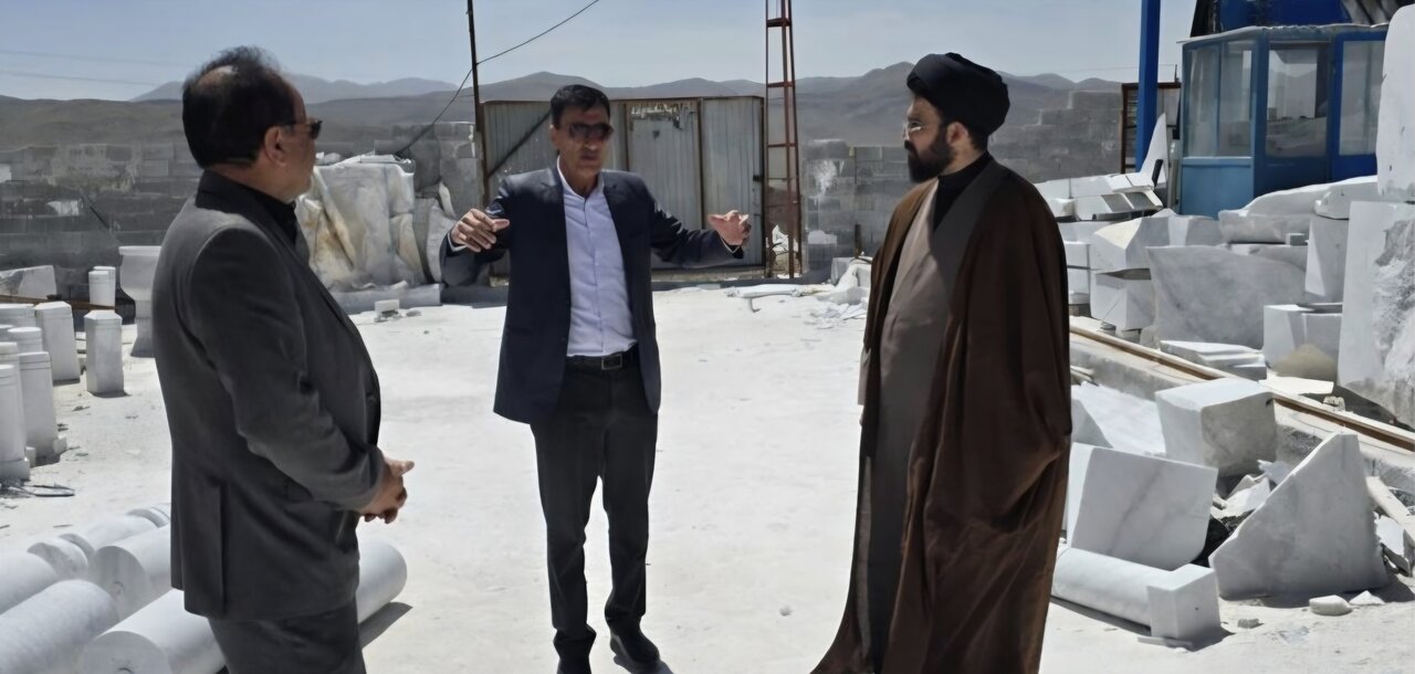 بازدید طهماسبی از مجتمع معادن سنگ چینی چاه سوار آغا