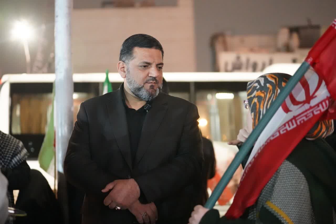 عظیمیراد از پیگیری مطالبات فرهنگیان و دانشآموزان مشهد خبر داد/نامگذاری مدرسه به نام شهدای میناب گامی در ترویج فرهنگ ایثار است