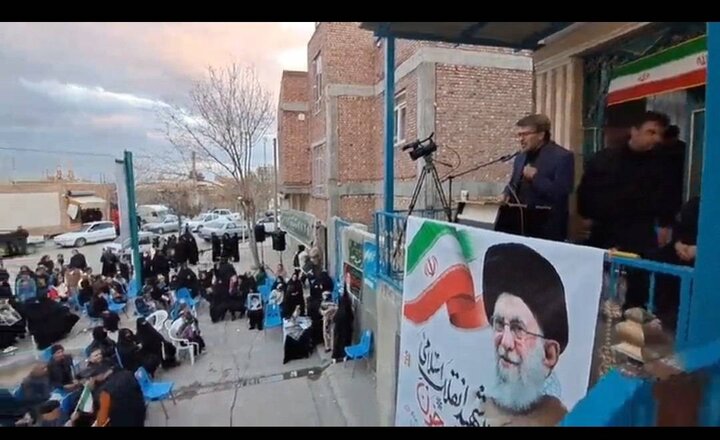 حضور احمدی در مراسم چهلم رهبر شهید انقلاب و شهدای وطن در بخش گوگ تپه میاندوآب