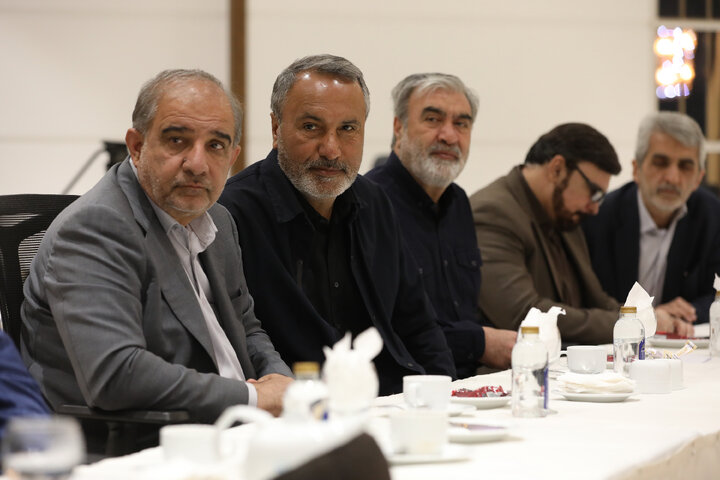نشست مشترک هیات رئیسه و روسای کمیسیون های مجلس با رئیس سازمان برنامه و بودجه