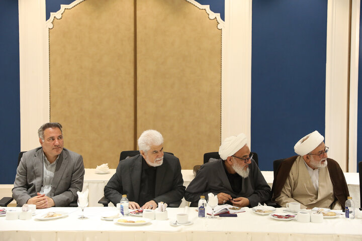 نشست مشترک هیات رئیسه و روسای کمیسیون های مجلس با رئیس سازمان برنامه و بودجه