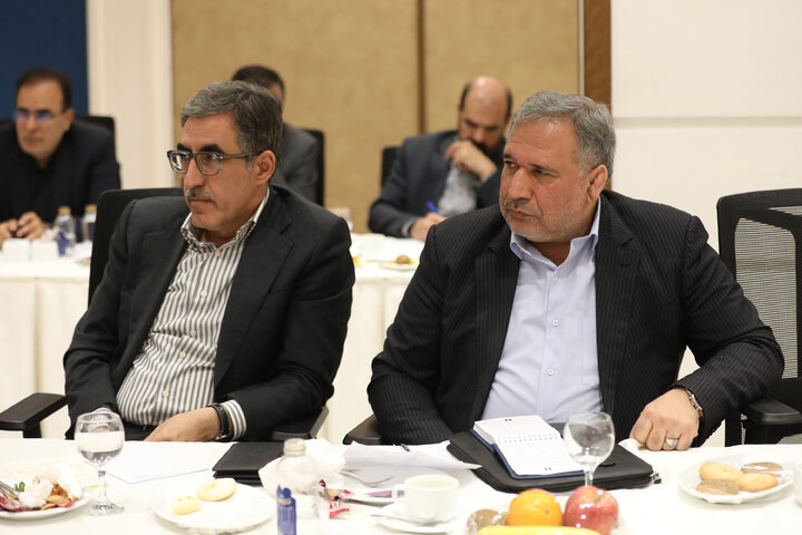 نشست مشترک هیات رئیسه و روسای کمیسیون های مجلس با رئیس سازمان برنامه و بودجه