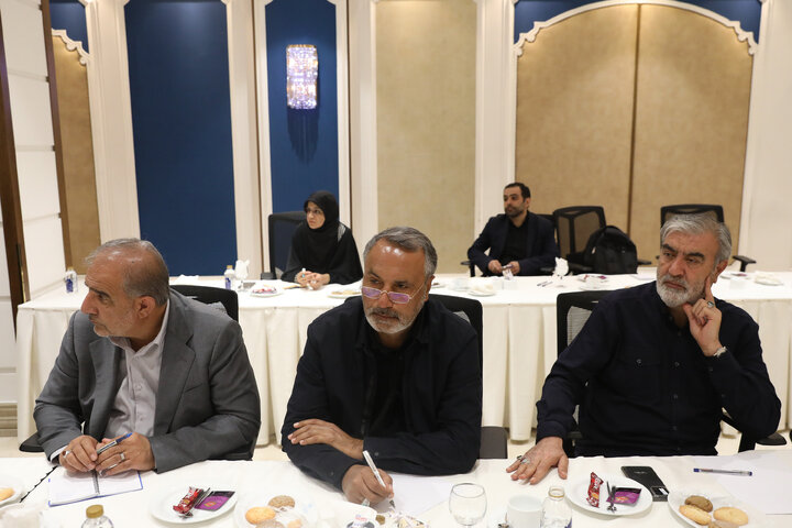 نشست مشترک هیات رئیسه و روسای کمیسیون های مجلس با رئیس سازمان برنامه و بودجه