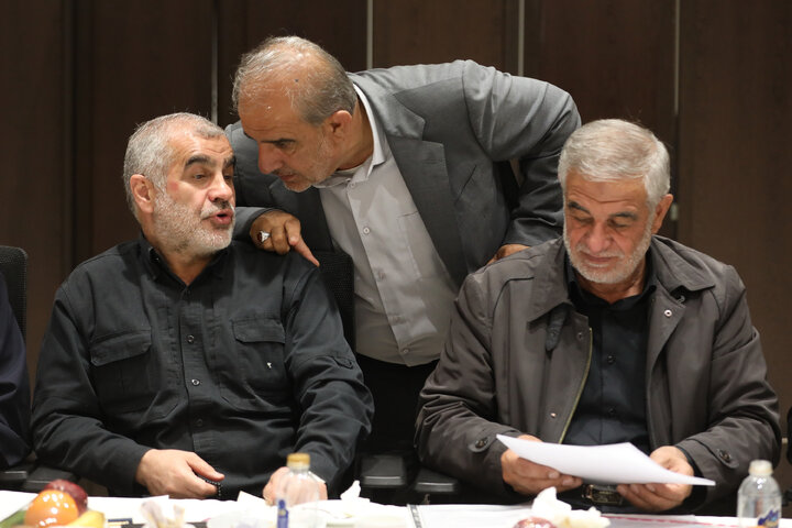 نشست مشترک هیات رئیسه و روسای کمیسیون های مجلس با رئیس سازمان برنامه و بودجه