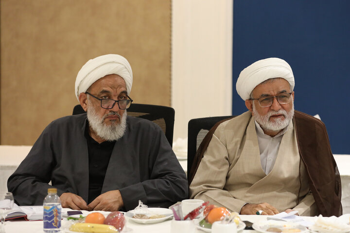نشست مشترک هیات رئیسه و روسای کمیسیون های مجلس با رئیس سازمان برنامه و بودجه
