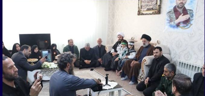 دیدار خوش سیما با خانوادههای شهدای حمله اخیر به منطقه موران