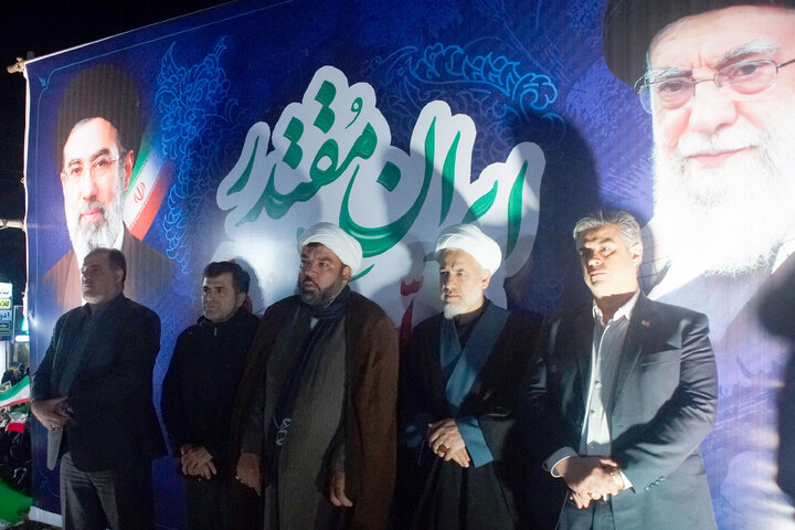 حضور نیکزاد نایب‌رئیس مجلس در تجمع مردم ساوه
