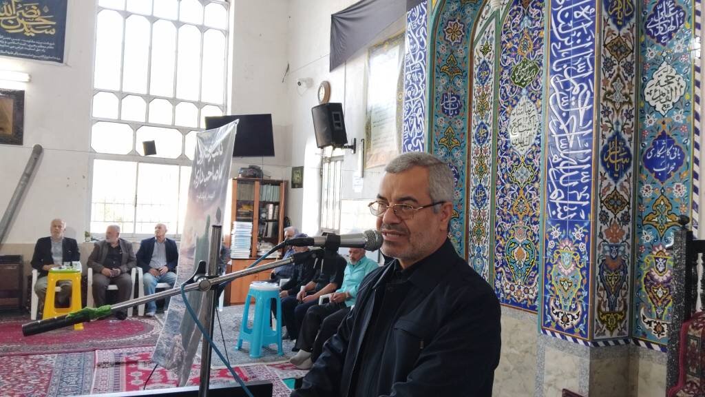 مطالبات هلال‌احمر گیلان در دستور کار احمدی قرار گرفت/ امنیت امروز کشور مرهون ایثار شهداست