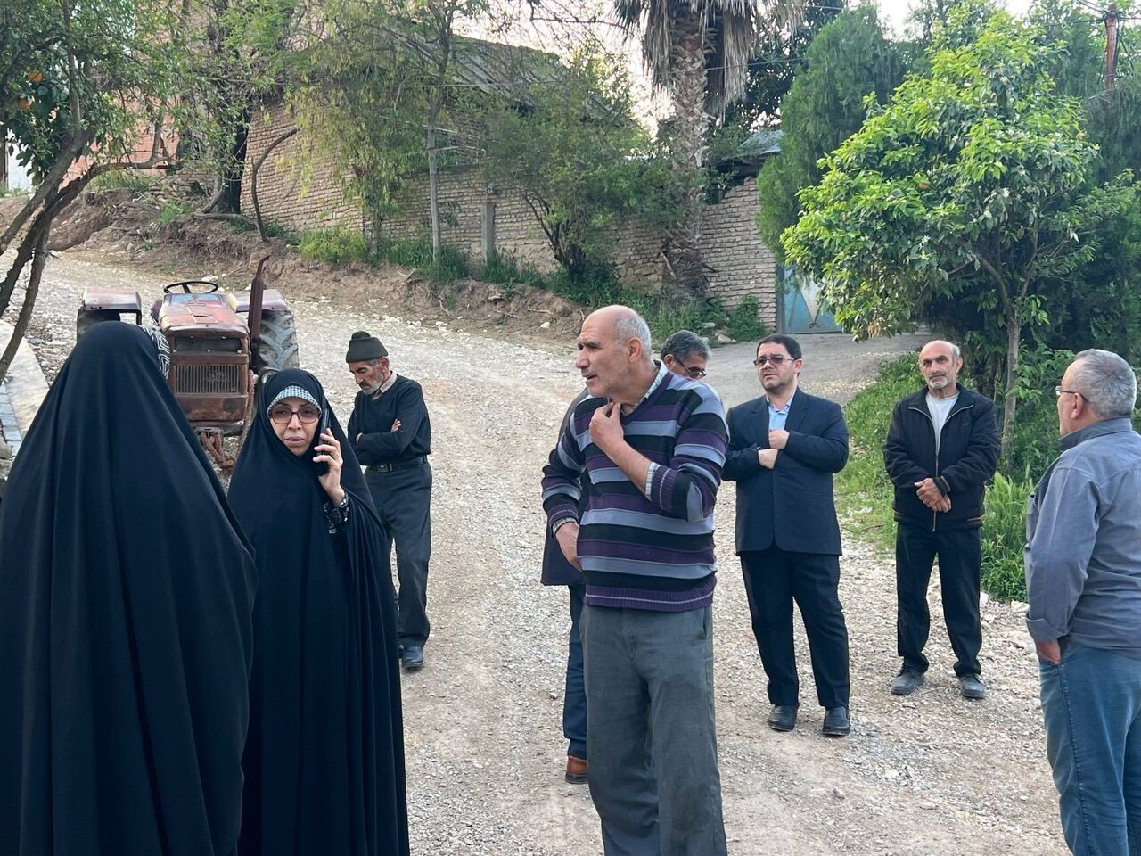 بازدید عالیه زمانی از روستای اوسا بخش مرکزی شهرستان میاندورود/ ارزیابی وضعیت پیشرفت اجرای طرح هادی روستا