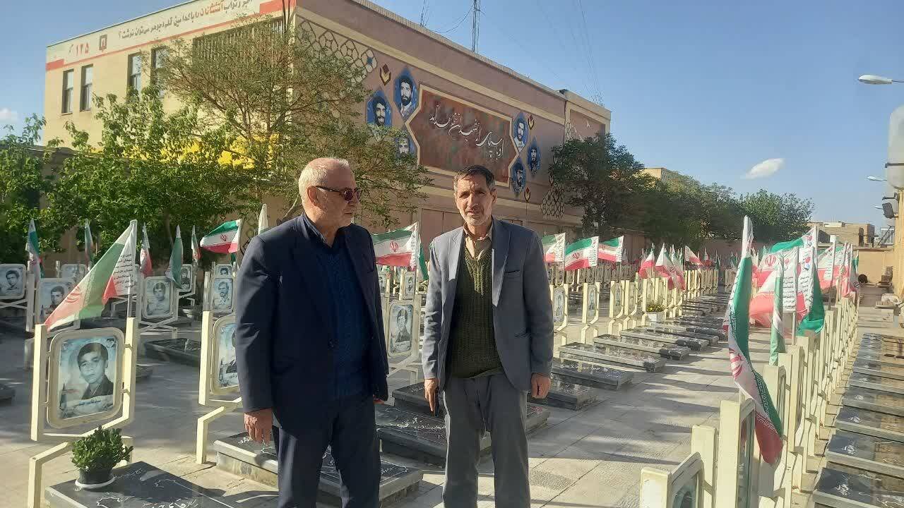 از سخنرانی در یادواره شهیدان قدیری تا ادای احترام به شهدای والامقام رهنان و دولتآباد